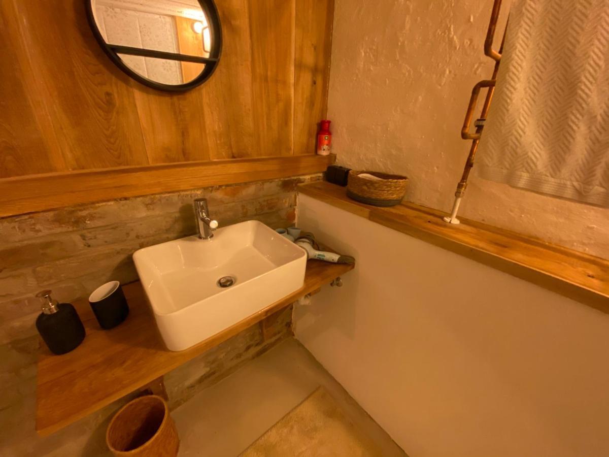 Art Boutique Budget Apartment Im Hinterhof Menden Altstadt Buitenkant foto